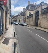 Top Dijon