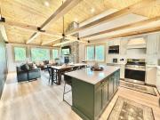 Sunset Over Stanton, New Home w Hot TubFire Pit