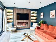 Barton Suites Luxury Home 2 of 2 Sleeps 6