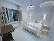 The Blue & White Perle 2