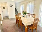 Bright and spacious townhouse CBD fringe CHCH