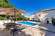 Villa Garden Apartment with Pool Opatija
