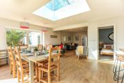 Iona 4 bed luxury in the heart of Bracklesham Bay