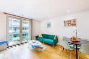 Stylish 2BR Flat Walking Distance to Shoreditch