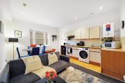 Central One Bed Apartment in Bayswater Central One Bed Apartment in Bayswater