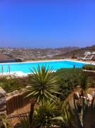 Blue Island Maisonette with Sharing Pool