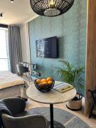 Explore Ellipse - Peacock Room