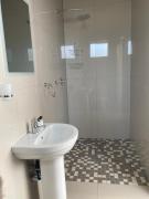 Serenity Guest Lodge