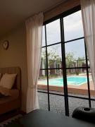 D Glamor Hotel Phutthamonthon Sai 1 ,Southern Bus Terminal, Bangkok