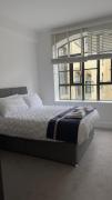 Luxury 2BR Apartment in Central London Luxury 2BR Apartment in Central London