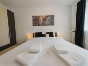 Apartment with free parking near Coresi Mall by MM Host Apartment with free parking near Coresi Mall by MM Host