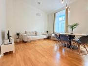 Families & Groups - 4 Bedrooms - Free Parking - Central Location