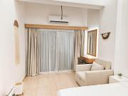 Private Garden Studio Wi-Fi and Beach Access