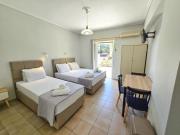 Top Tsoukaladhes Top Tsoukaladhes