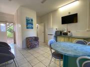 The Captains Manor on Cook 9