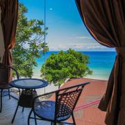 Dolphin Bay Island Resort 海豚岛