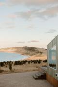Off-grid Beachfront Cabin on Kangaroo Island