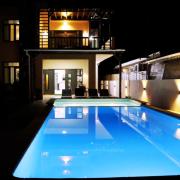 Splendid and modern 4 bedroom private villa with big pool near beach in flic en flac