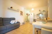 Sweet Holidays - Girasole - oasi relax con giardino e BBQ a Posada