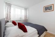 Spacious Apartment in the Center of Gdynia Next to the Sea by Noclegi Renters