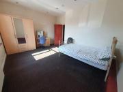 Bradford 2-Bedroom Home - Sleeps 4 - Free Parking Bradford 2-Bedroom Home - Sleeps 4 - Free Parking