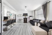 2-Bed House, Bromley, Free Parking, 30 min to Central London - Sleeps 6