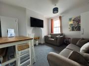 5-Bed Family & Contractor Stay Near Cricket Ground 5-Bed Family & Contractor Stay Near Cricket Ground
