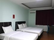 Salim Room