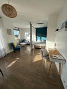 Studio- avec parking- proche Cathedrale