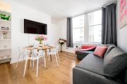 Prime West End Flat – Walk to Everything