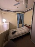 Single Room in Peaceful House with Garden - KV1