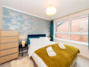 Pass the Keys Lovely Central Reading Flat