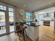 Whitley Family Retreat, Fabulous extended home