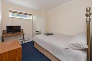 Spacious 3 bed flat in Colchester - Free parking