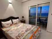 Spacious apartment beachfront city center