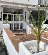 Amplio y luminoso apartamento en puerto banus