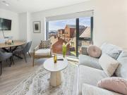 Contemporary 2 bed City Centre