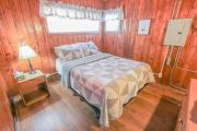 Lakefront Cottages 4 & 5 - 6BR Retreat for 12