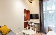 Cute apartment in Akacfa st, Moon