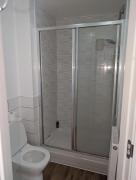 Enbrook Luxury Lodge with Garage and Driveway