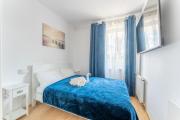 Feniks Seaside Apartment with Pool & near Beach