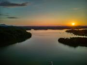 Lake View Cabin Incredible Panoramic Views, Spa