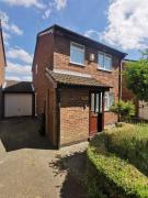 Detached 3 Bedroom House in Leicester with Private Parking