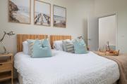 Charming 2 Bedroom Apartment in a Converted Chapel - Free Parking, Smart TV, Fast WiFi and Self-Check-In by Yoko Property Charming 2 Bedroom Apartment in a Converted Chapel - Free Parking, Smart TV, Fast WiFi and Self-Check-In by Yoko Property