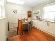 Top Whitby Top Whitby