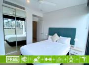 Spacious 2 Bedroom Apartment with Parking