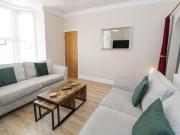 Llandudno Central - 5 Bedroom House