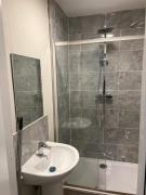 Spacious One Bed at Smethwick, Birmingham - WiFi & Free Parking