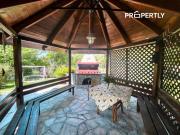 The Traditional Holiday House