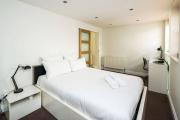 Elegant 2BD Duplex with Outdoor PatioGlass Canopy Elegant 2BD Duplex with Outdoor PatioGlass Canopy